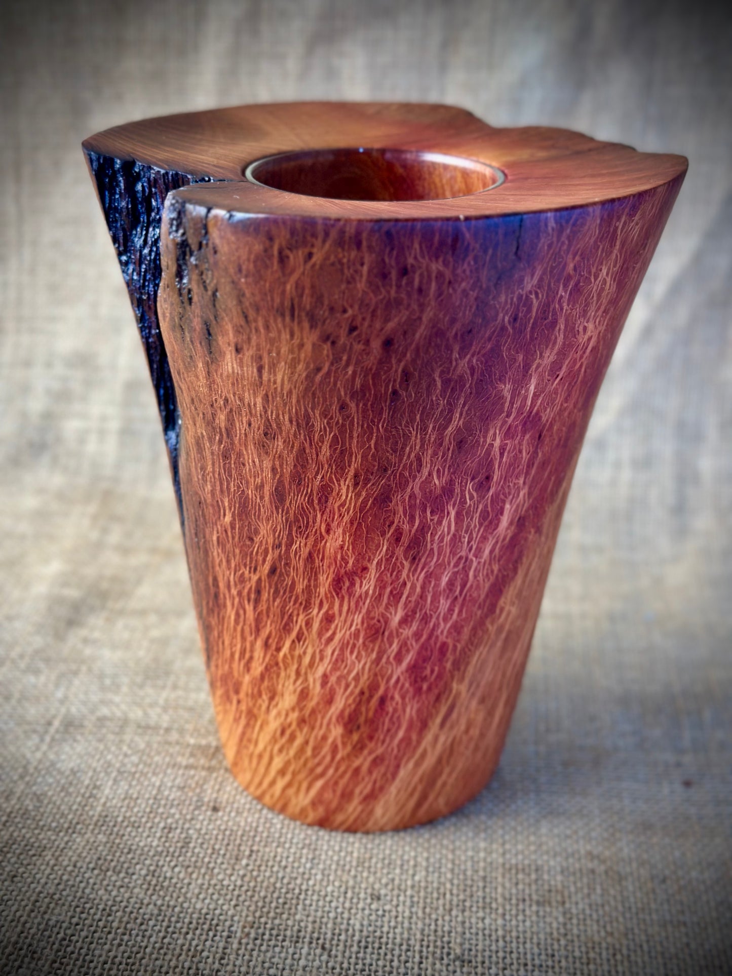 Twin Grain Lacey Sheoak Vase with Glass Insert