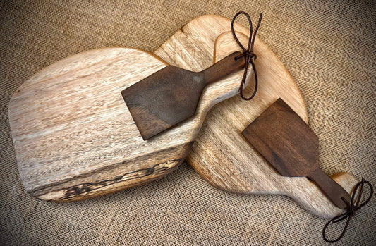 Marri Cheeseboard & Walnut Cheeseknife Set